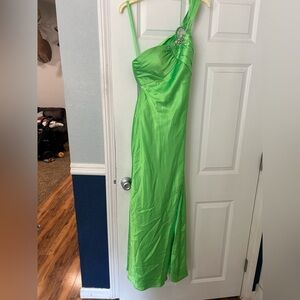 Beautiful Green Dress